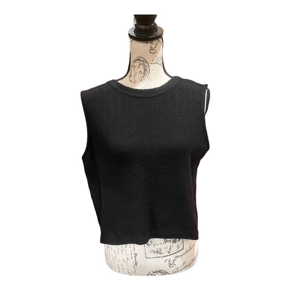 SLEEVELESS, deep v back top women’s one size fits M-L